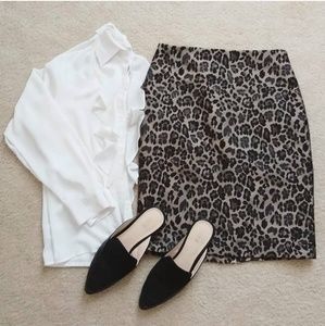 Ann Taylor Leopard Animal Print Pencil Skirt